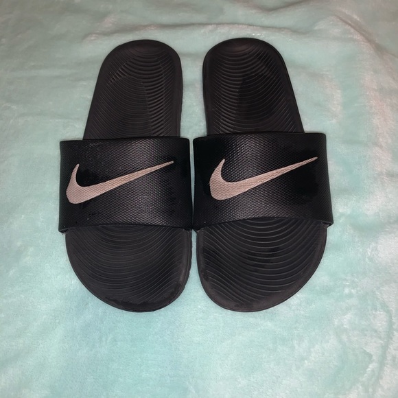 nike slides size 6.5